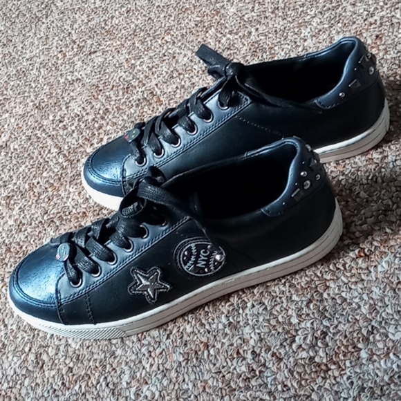 Coach, womens size 7, nyc navy and black - Picture 3 of 3